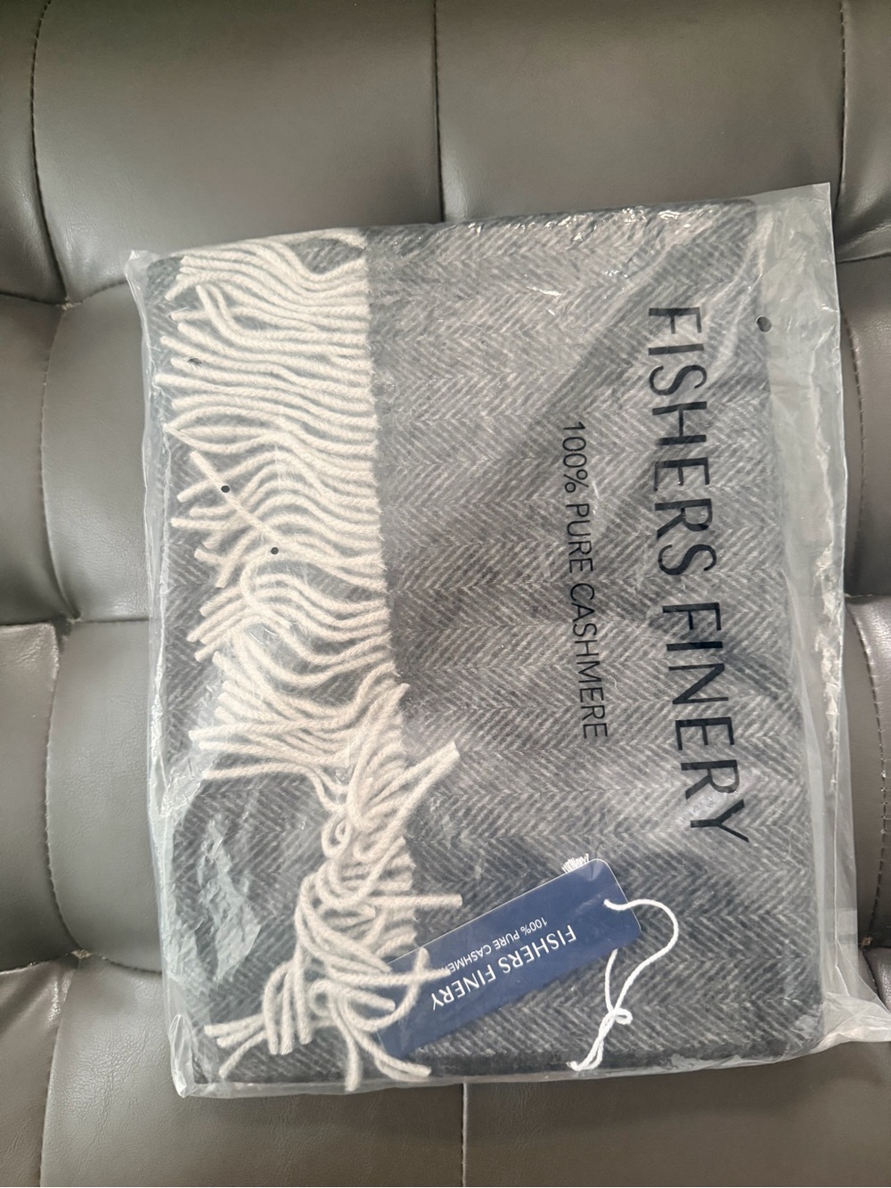 Fishers Finery Women's Gray Cashmere Scarf